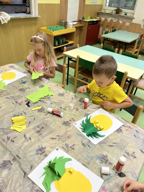 Téma "Zahrádkáři a poslední vlaštovka"